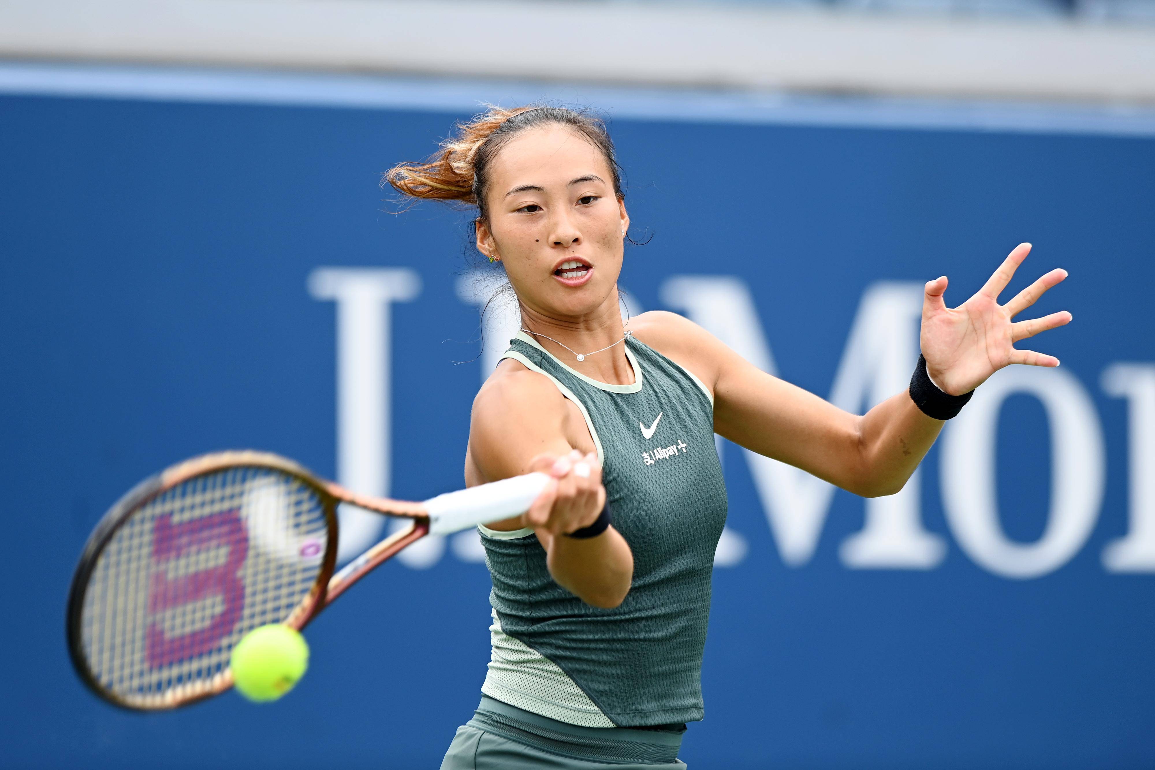 伍保持一致 伍保持一致